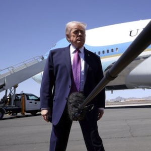 Make Mic Great Again logo